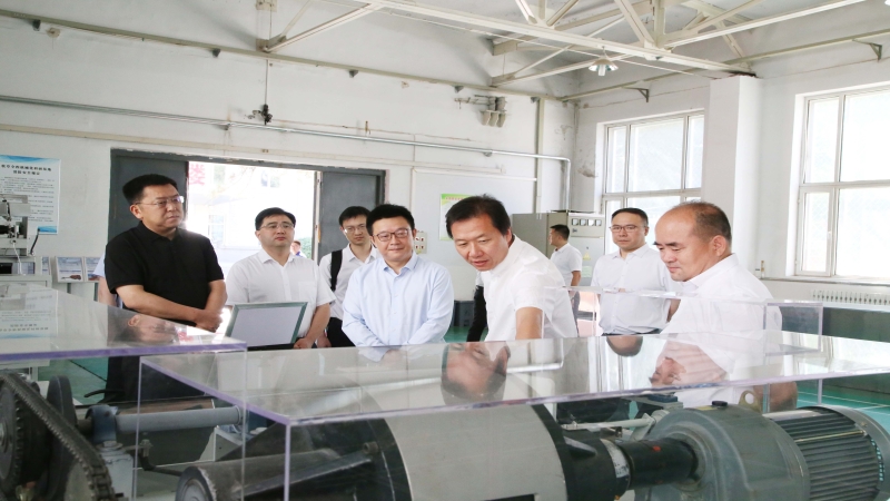 中機(jī)國際黨委書記、總經(jīng)理陳蕃 前往中國農(nóng)機(jī)院呼和浩特分院開展業(yè)務(wù)交流